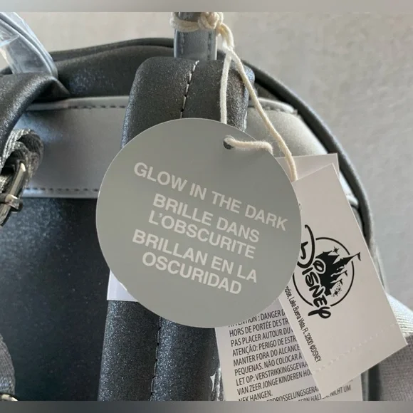 SALE - Loungefly Disney Parks Star Wars Grogu Mandalorian Glow In Dark Backpack - Picture 8 of 14